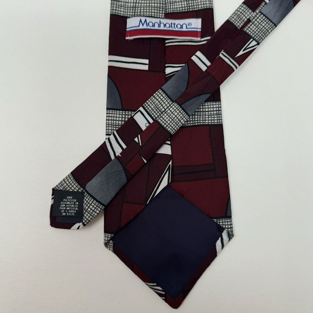 Manhattan Red Abstract 100% Polyester Neck Tie L 56" W 3 3/4" - Picture 4 of 4